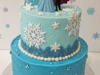 10 Stunning Frozen-Themed Cake Designs